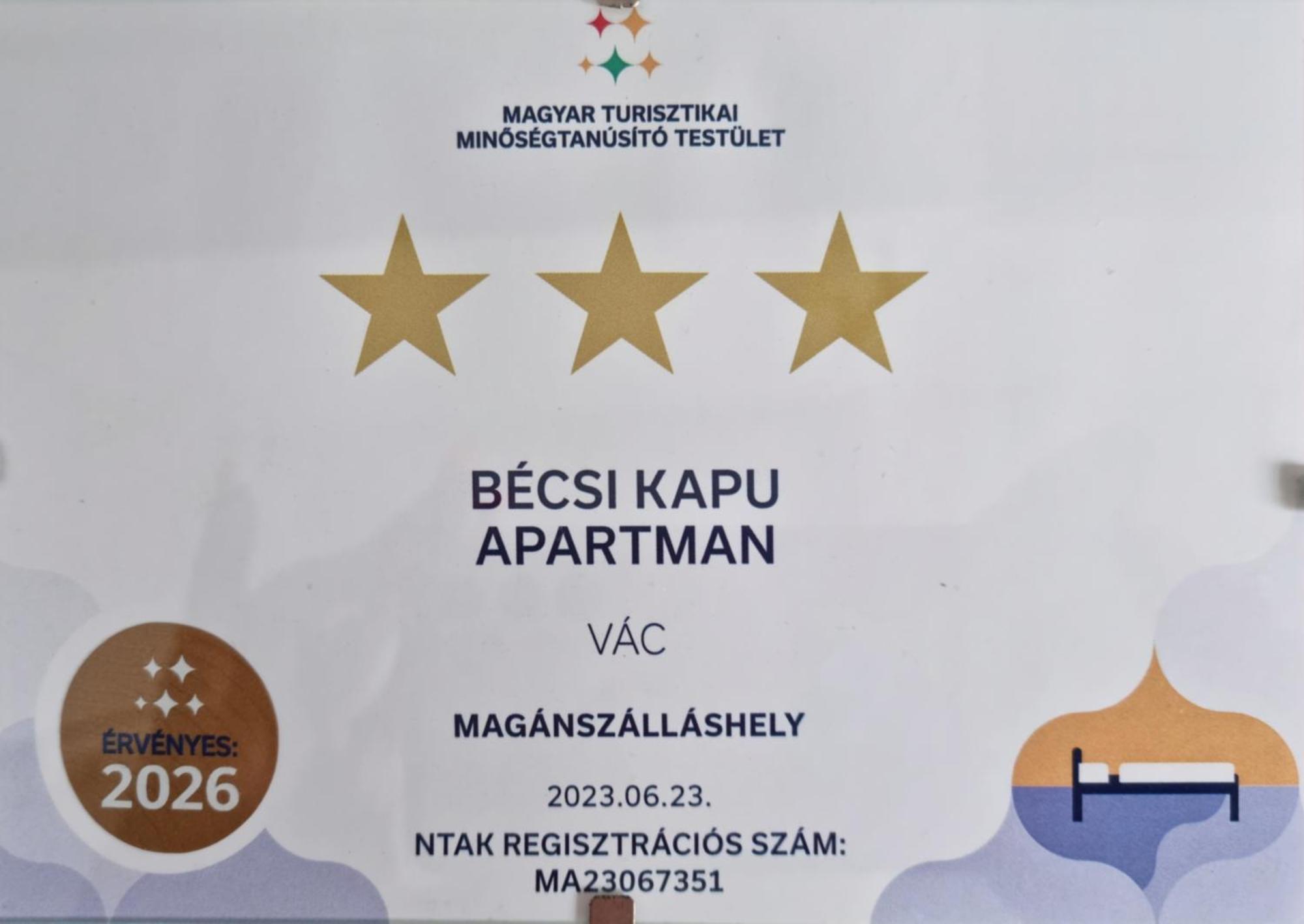 Becsi Kapu Apartman Vác Exterior foto